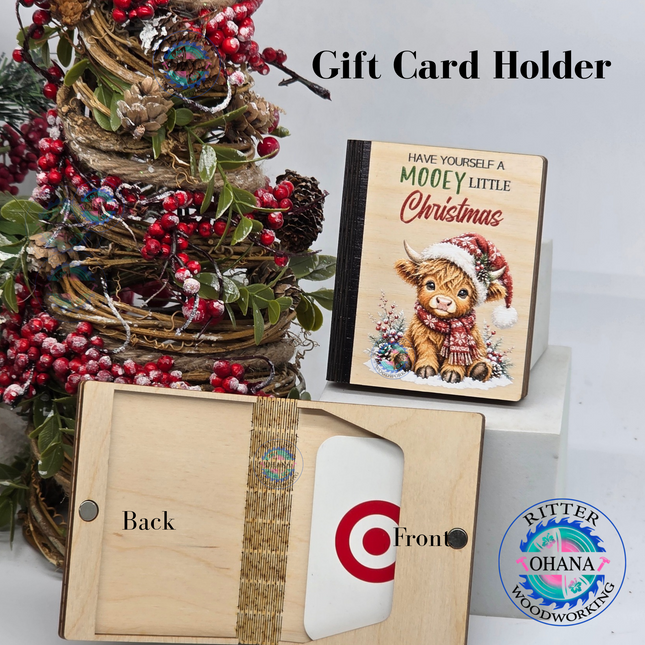 Wooden Christmas money and gift card holder with festive highland cow design, magnetic closure and gift card slot